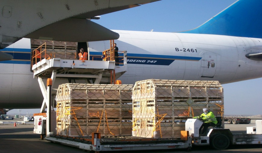 南城到日本空运公司